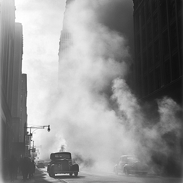 Photography_by_Roy_DeCarava